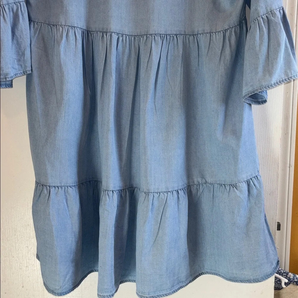 AMISU LIGHT BLUE DENIM DRESS TWO TIERED V NECK 3/4β BELL SLEEVES BOTTOM RUFFLE - Picture 12 of 16